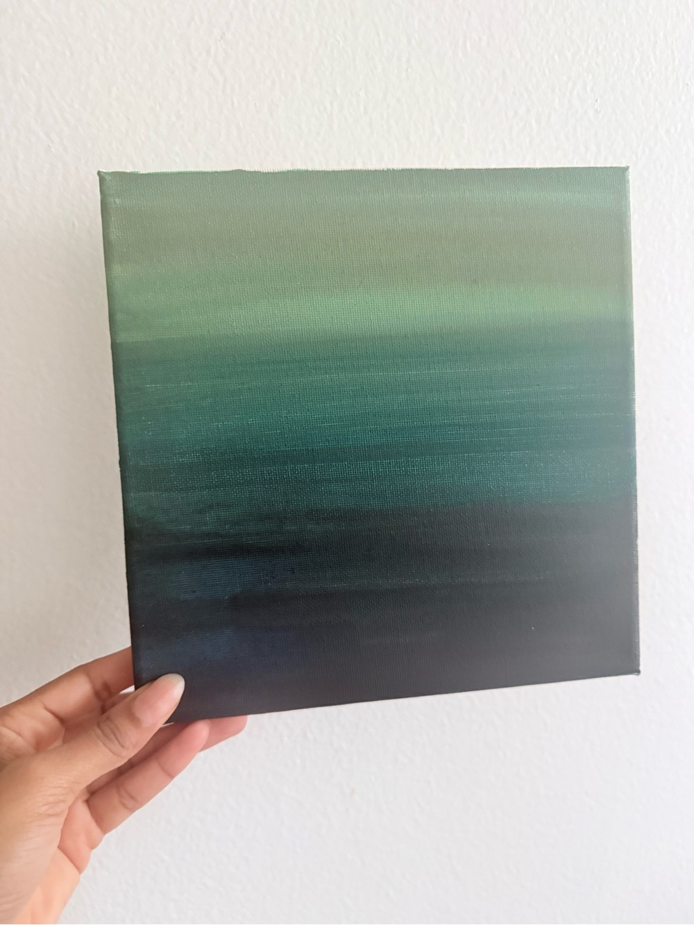 Hand-Painted Green Gradient Canvas Wall Art - Contemporary Home Accent